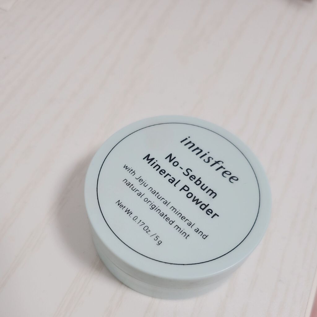 ノーセバム ミネラルパウダー/innisfree/ルースパウダーを使ったクチコミ（2枚目）