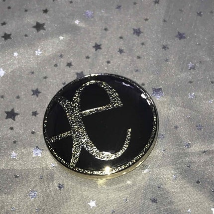 ファイン ヴェルヴェティ ファンデーション IV301/Elégance/パウダーファンデーションを使ったクチコミ(2枚目)