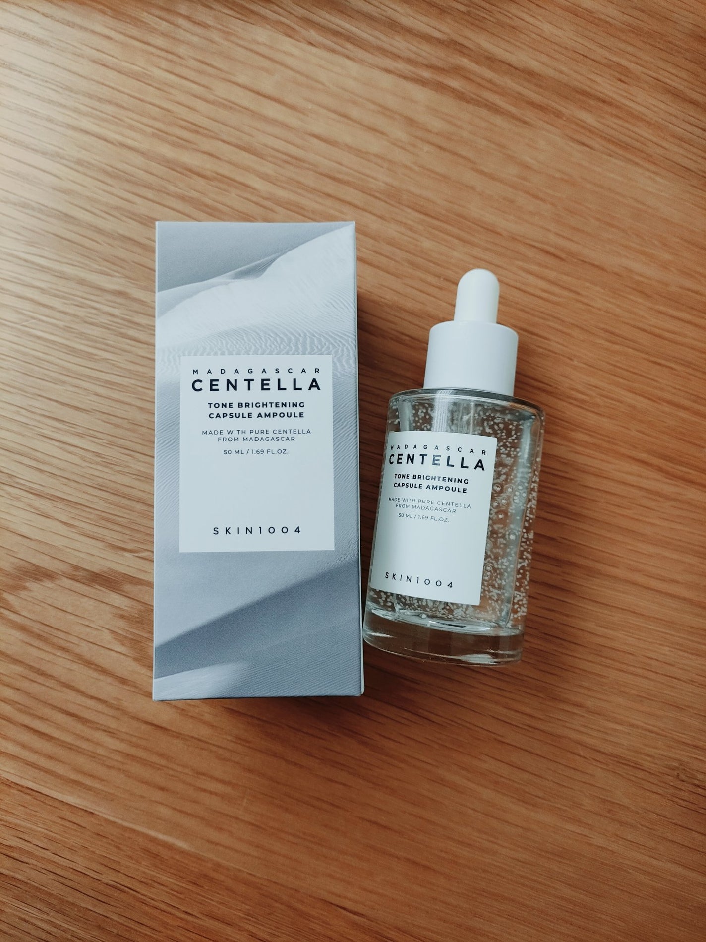 ぬおー on LIPS 「センテラトーンブライトニングカプセルアンプル届いたので早速夜の..」(1枚目)