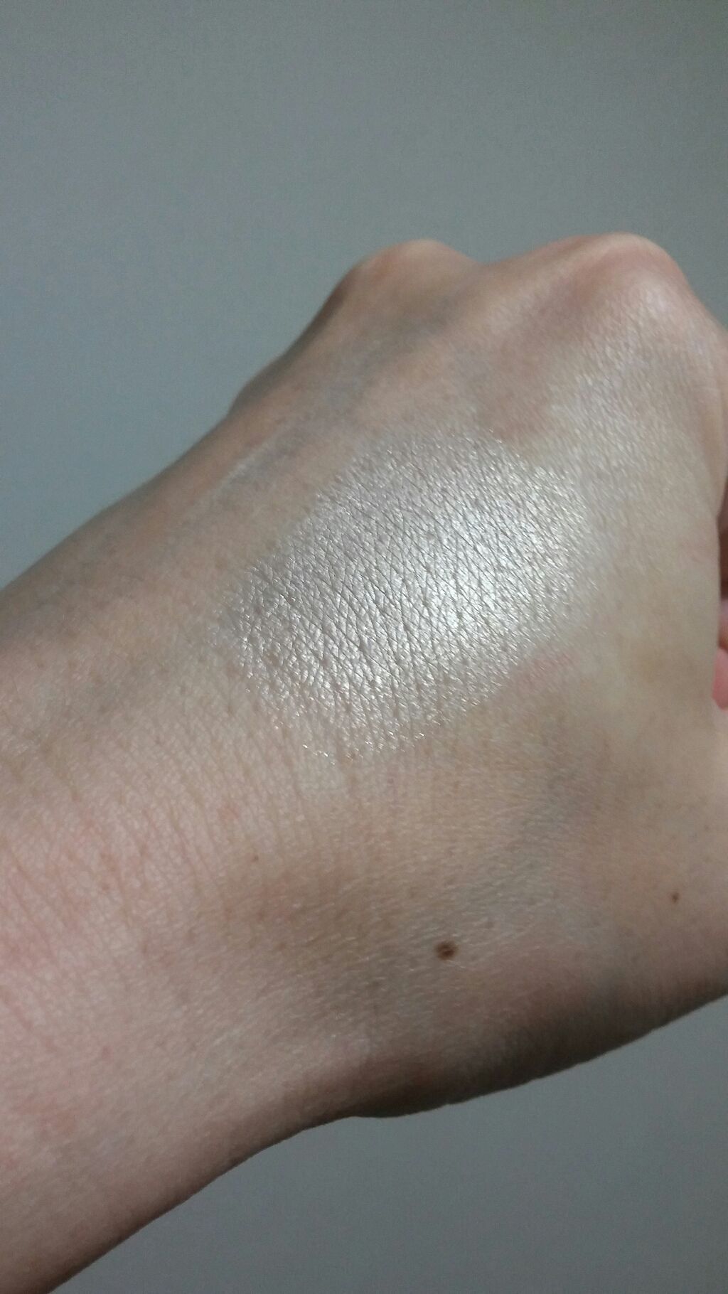 Pressed Powder Shadow /ColourPop/アイシャドウパレットを使ったクチコミ(3枚目)