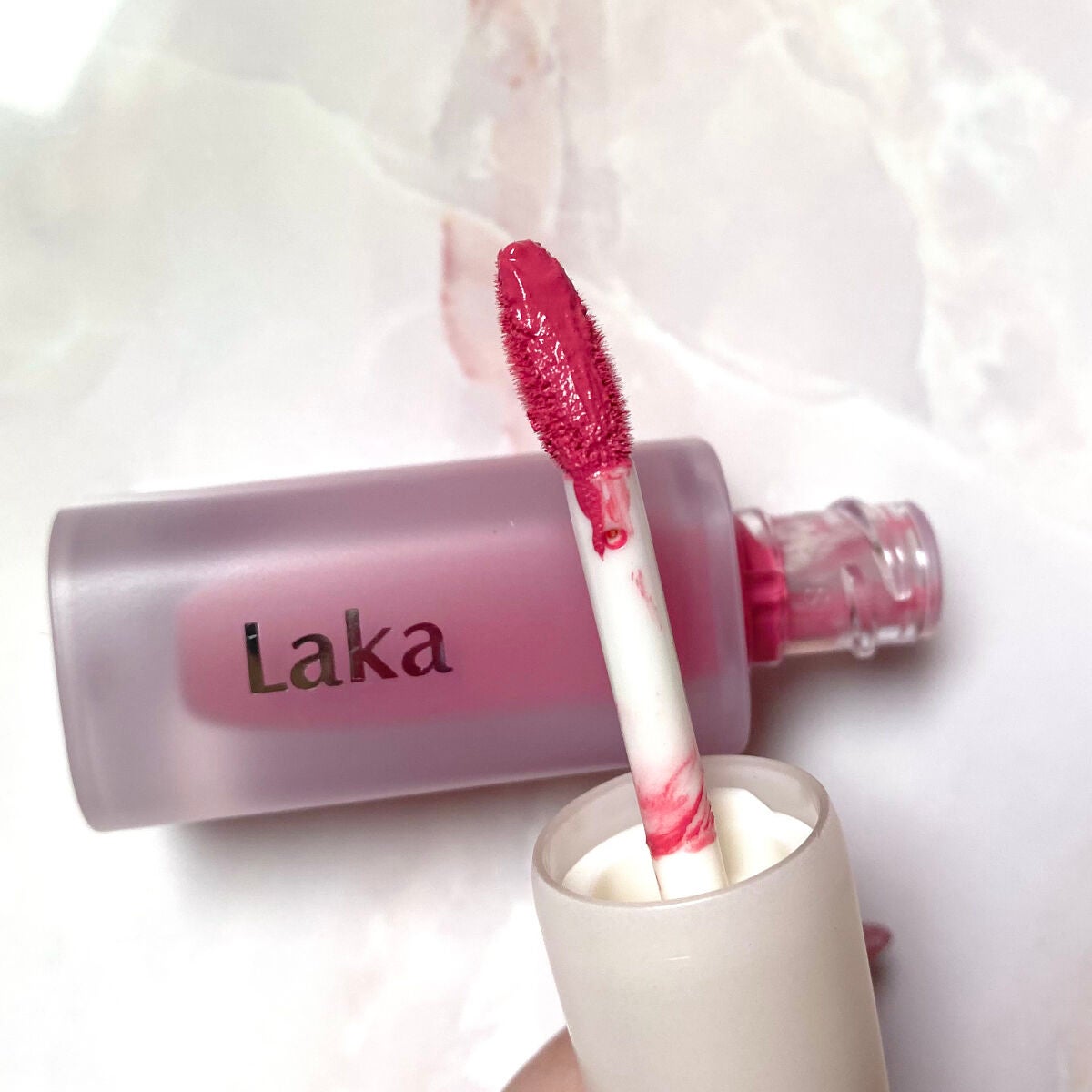 フラワーキャプチャーティント/Laka/口紅を使ったクチコミ(3枚目)