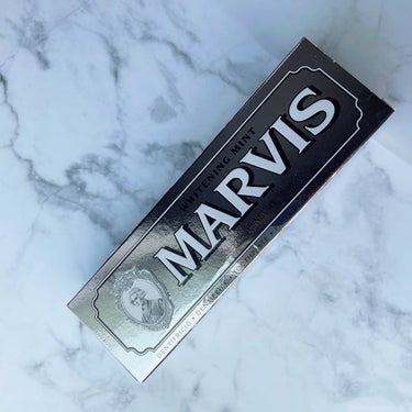 MARVIS MARVISのクチコミ「＼お高い歯磨き粉／

MARVIS
ホワイトミント

THE歯磨き粉って感じ！
私は味も匂いも.....」（1枚目）