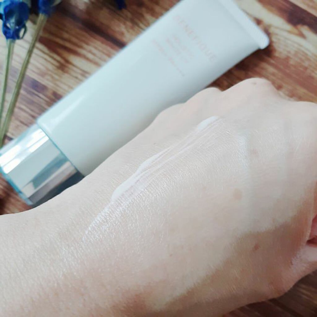 ベネフィーク ホリスティックホワイトUV/BENEFIQUE/日焼け止めスティックを使ったクチコミ（2枚目）