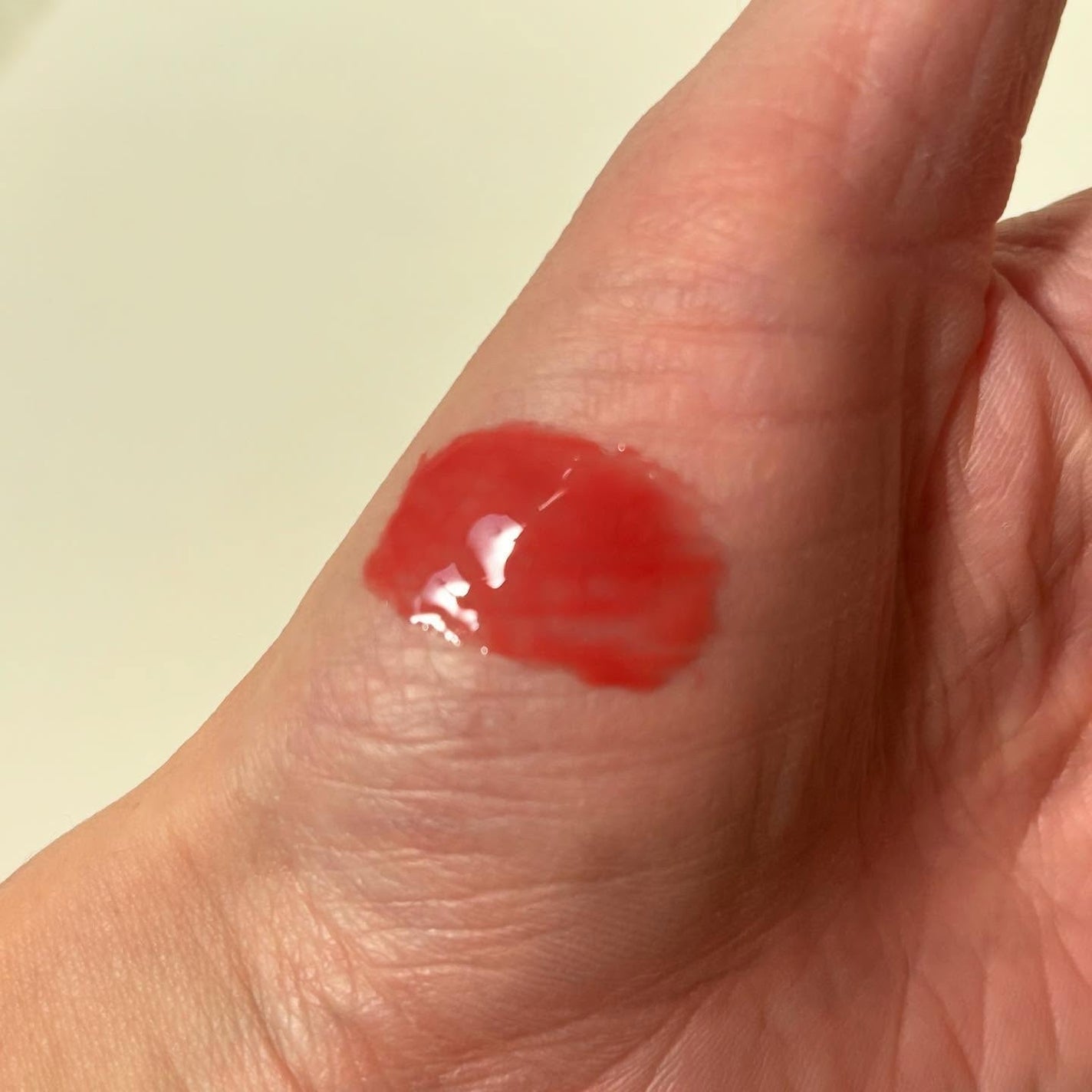 ジューシーベリープランピングリップオイル/TOCOBO/リップグロスを使ったクチコミ(4枚目)