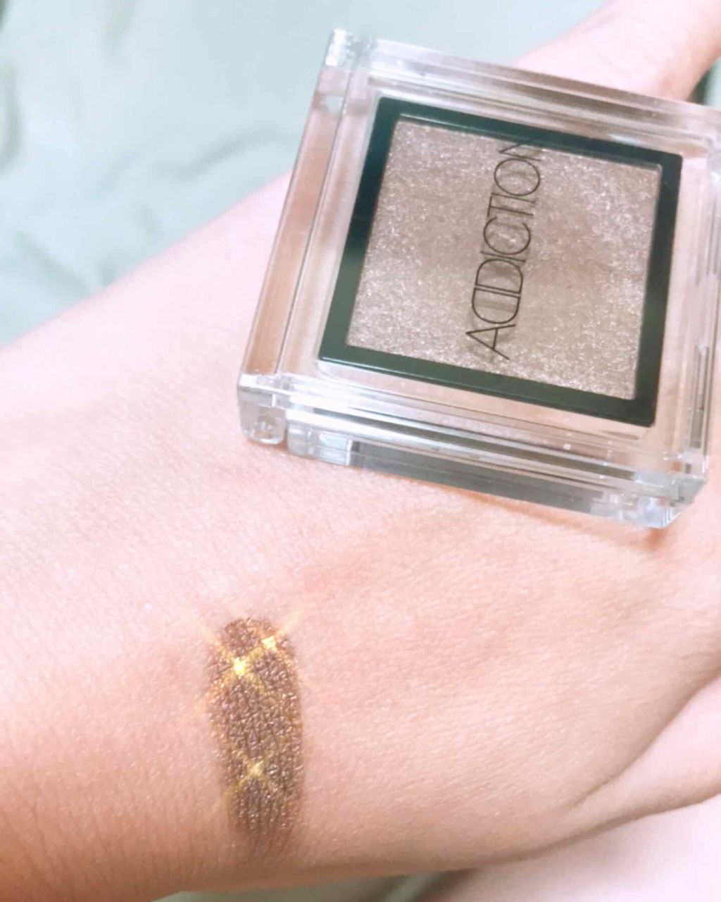 アディクション ザ アイシャドウ/ADDICTION/単色アイシャドウを使ったクチコミ(4枚目)