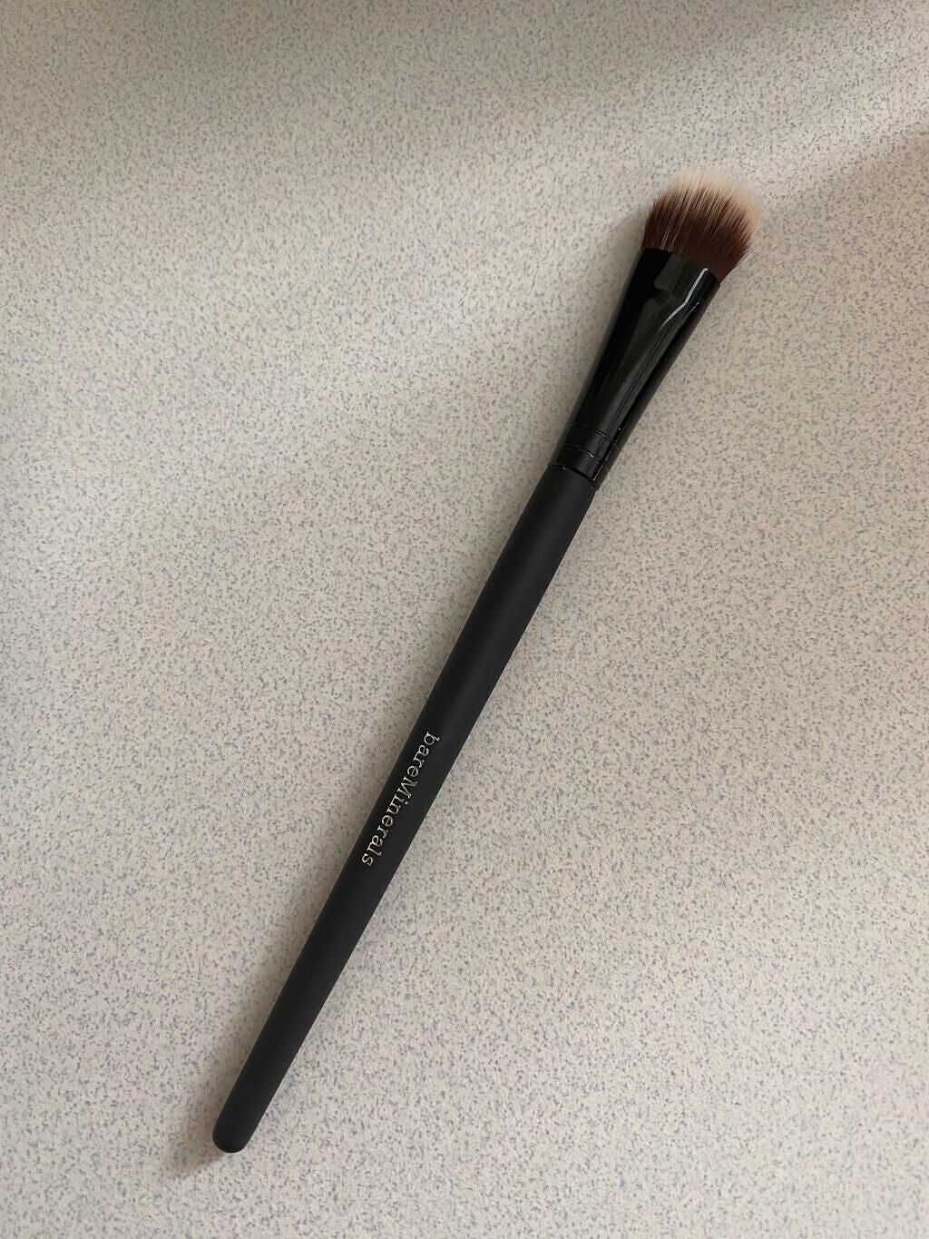 いんり on LIPS 「クマ隠しに最適✨🧸ベアミネラル シェード&ディフューズ アイブ..」(1枚目)