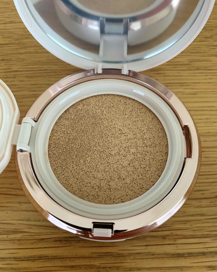 ダブルラスティング クッショングロウ ニュートラルベージュ/ETUDE/クッションファンデーションを使ったクチコミ(3枚目)