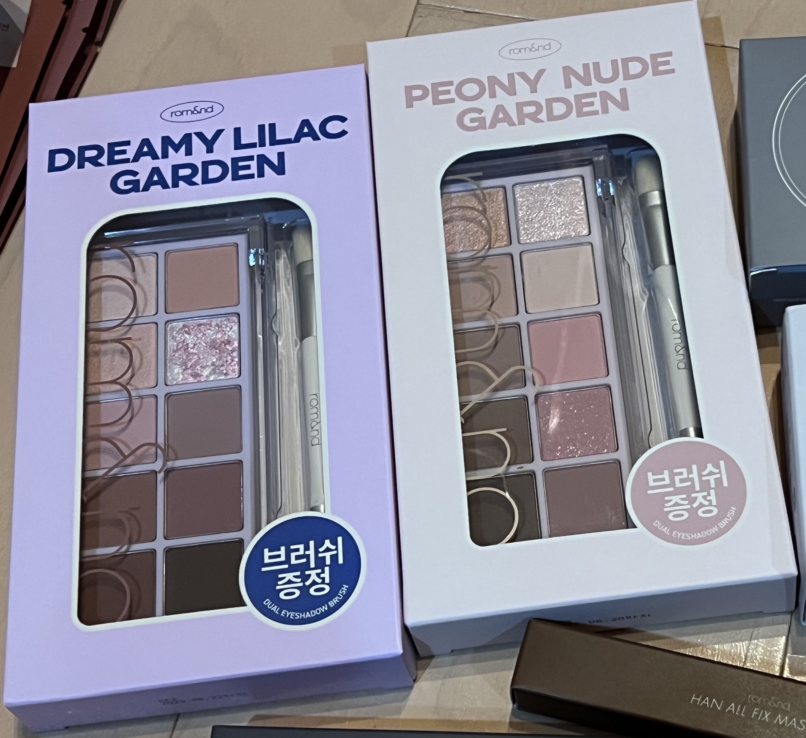 ベターザンパレット/rom&nd/アイシャドウパレットを使ったクチコミ（3枚目）