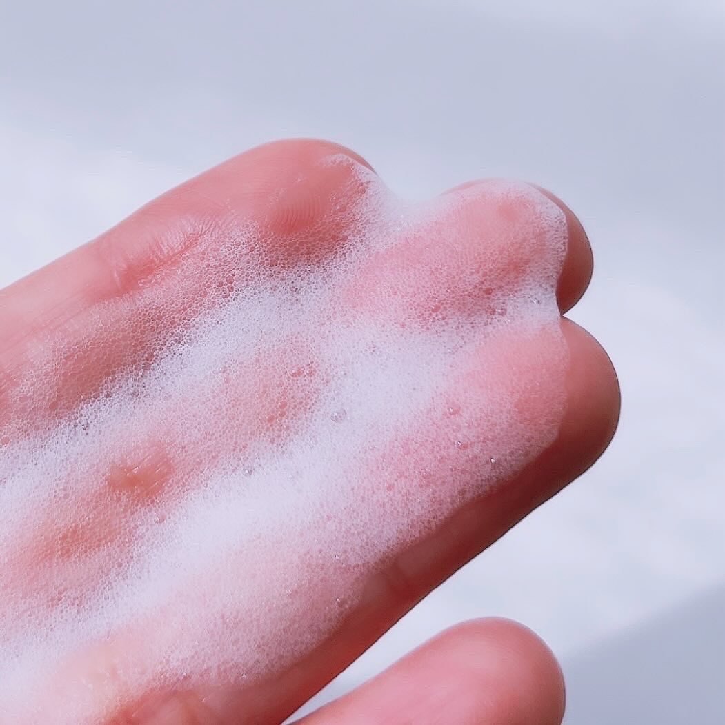 イロハ インティメートウォッシュ フォームタイプ  ベルガモットとビターオレンジの香り/iroha INTIMATE CARE/デリケートゾーンケアを使ったクチコミ（3枚目）