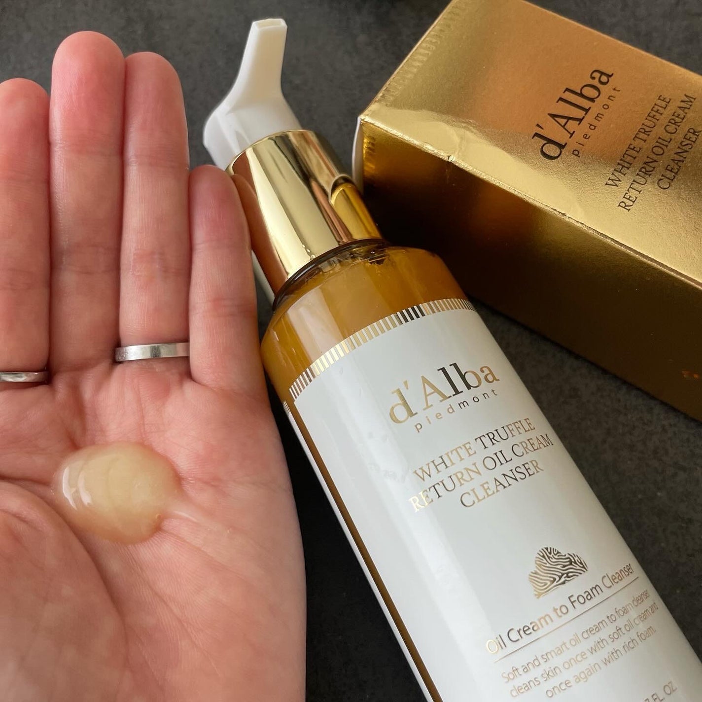 ホワイトトリュフリターンオイルクリームクレンザー/ダルバ/クレンジングを使ったクチコミ(1枚目)
