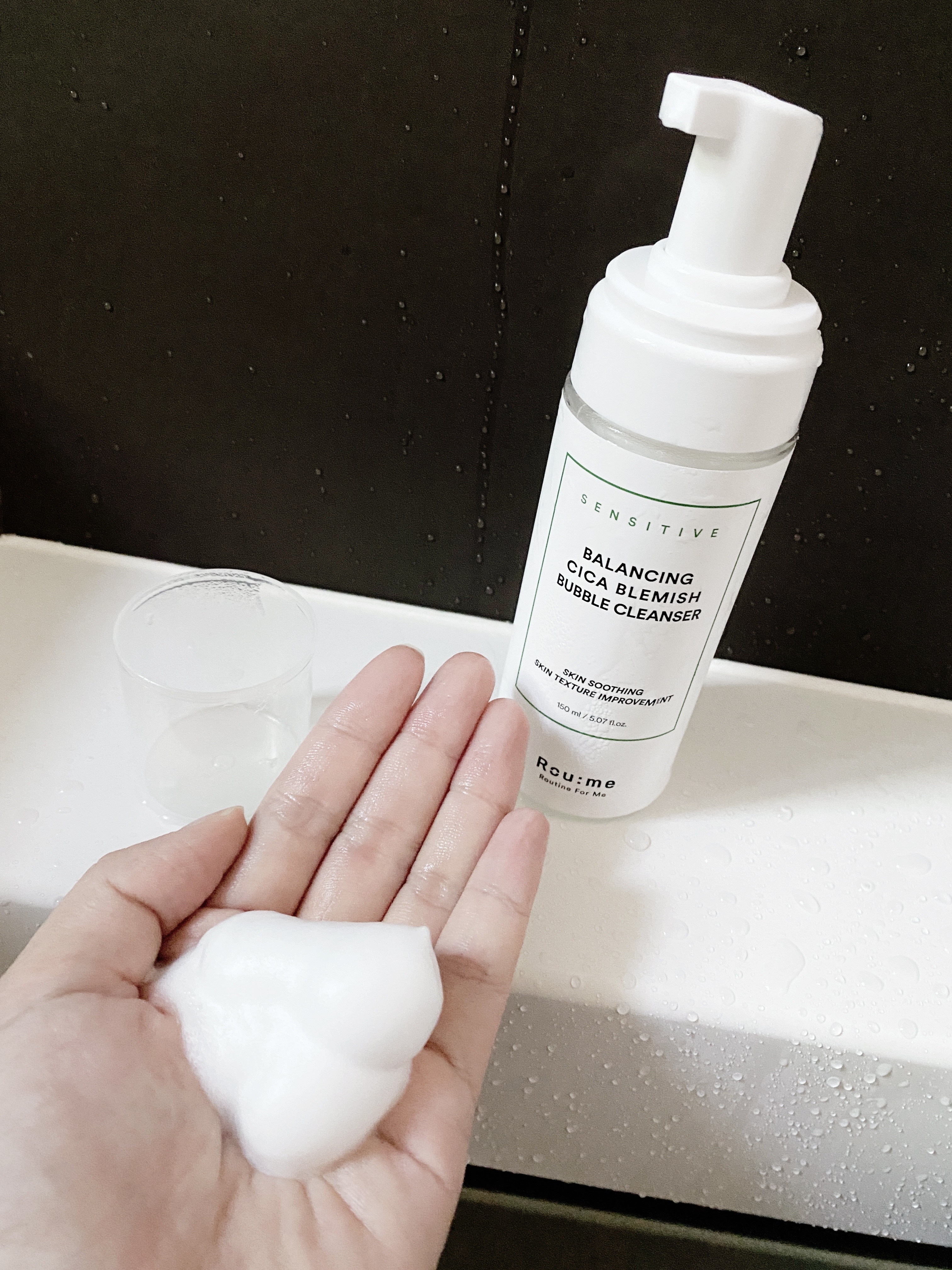 バランシングシカブレミッシュバブルクレンザー/Roume/泡洗顔を使ったクチコミ（1枚目）