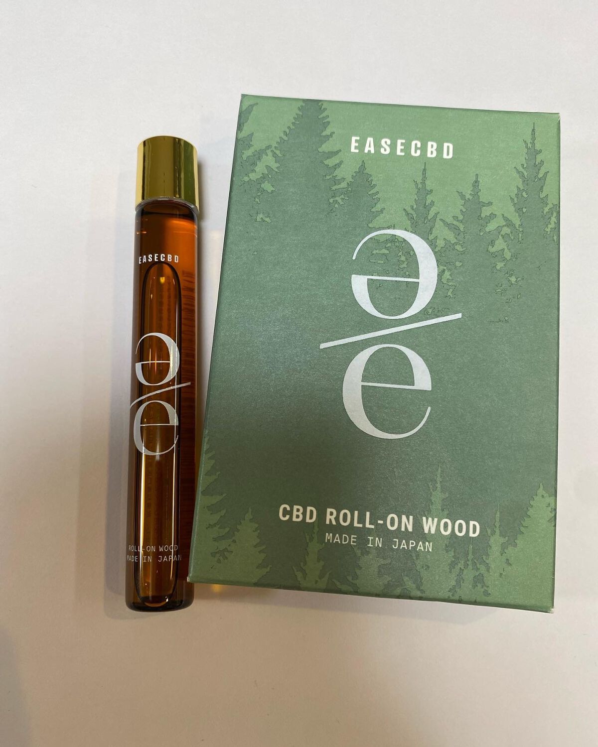 はちわか on LIPS 「EASECBDROLL-ONWOOD|CBDロールオンウッドを..」(1枚目)