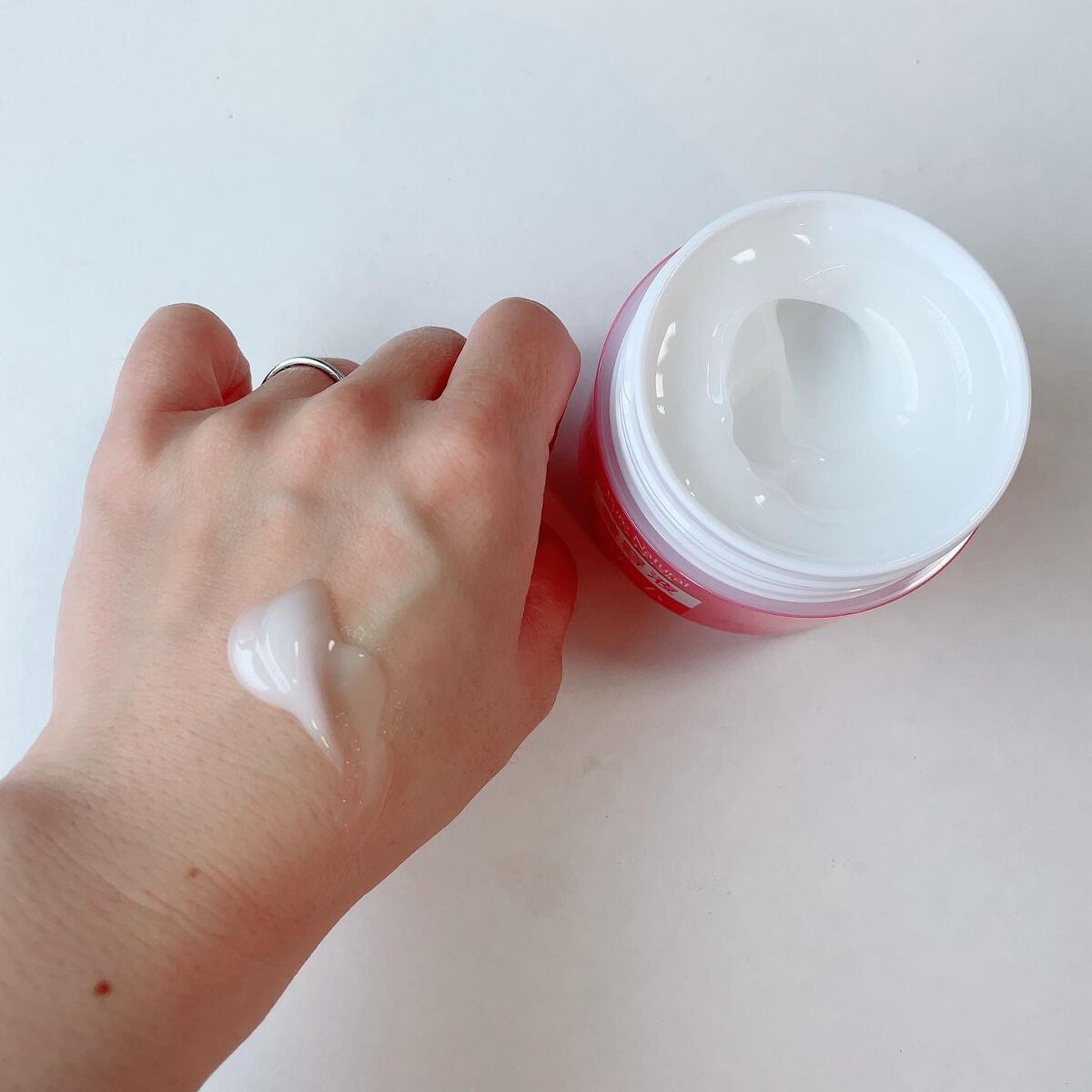 ピュア ナチュラル エッセンスローション リフト /pdc/オールインワン化粧品を使ったクチコミ(3枚目)