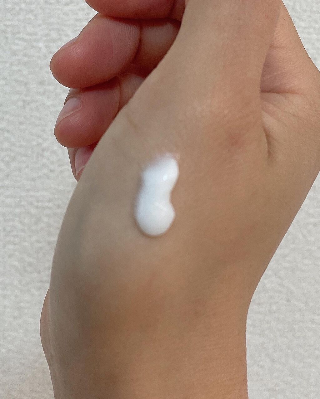 RaW Hand Care Cream(Aquatic Magnolia)/SWATi MARBLe/ハンドクリームを使ったクチコミ(2枚目)