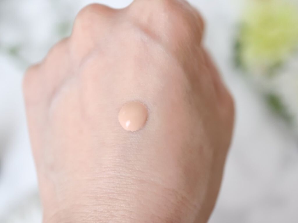 ドラマティックエッセンスリキッド/マキアージュ/リキッドファンデーションを使ったクチコミ(1枚目)