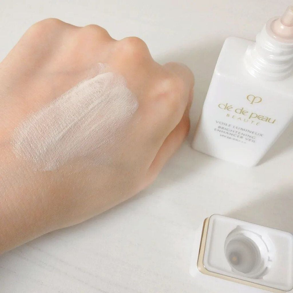 クレ・ド・ポー ボーテ ヴォワールルミヌ/クレ・ド・ポー ボーテ/化粧下地を使ったクチコミ(4枚目)