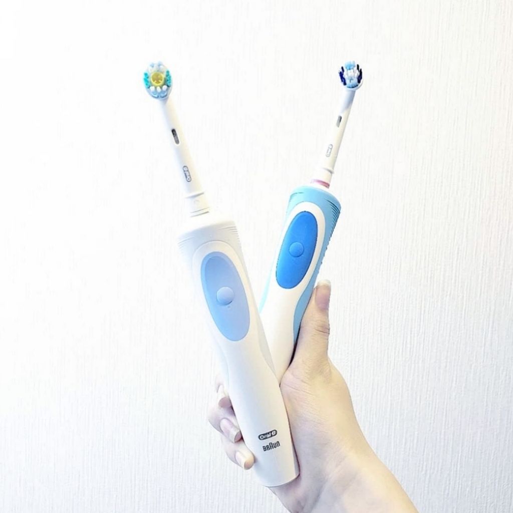 ブラウンオーラルB 電動歯ブラシ ブラウン