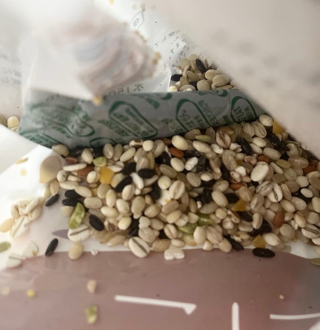 ひとりコスメ部 フォロバ100 on LIPS 「楽天でこの雑穀買ってみた🍚🍙2袋で1000円くらいで送料無料出..」(2枚目)