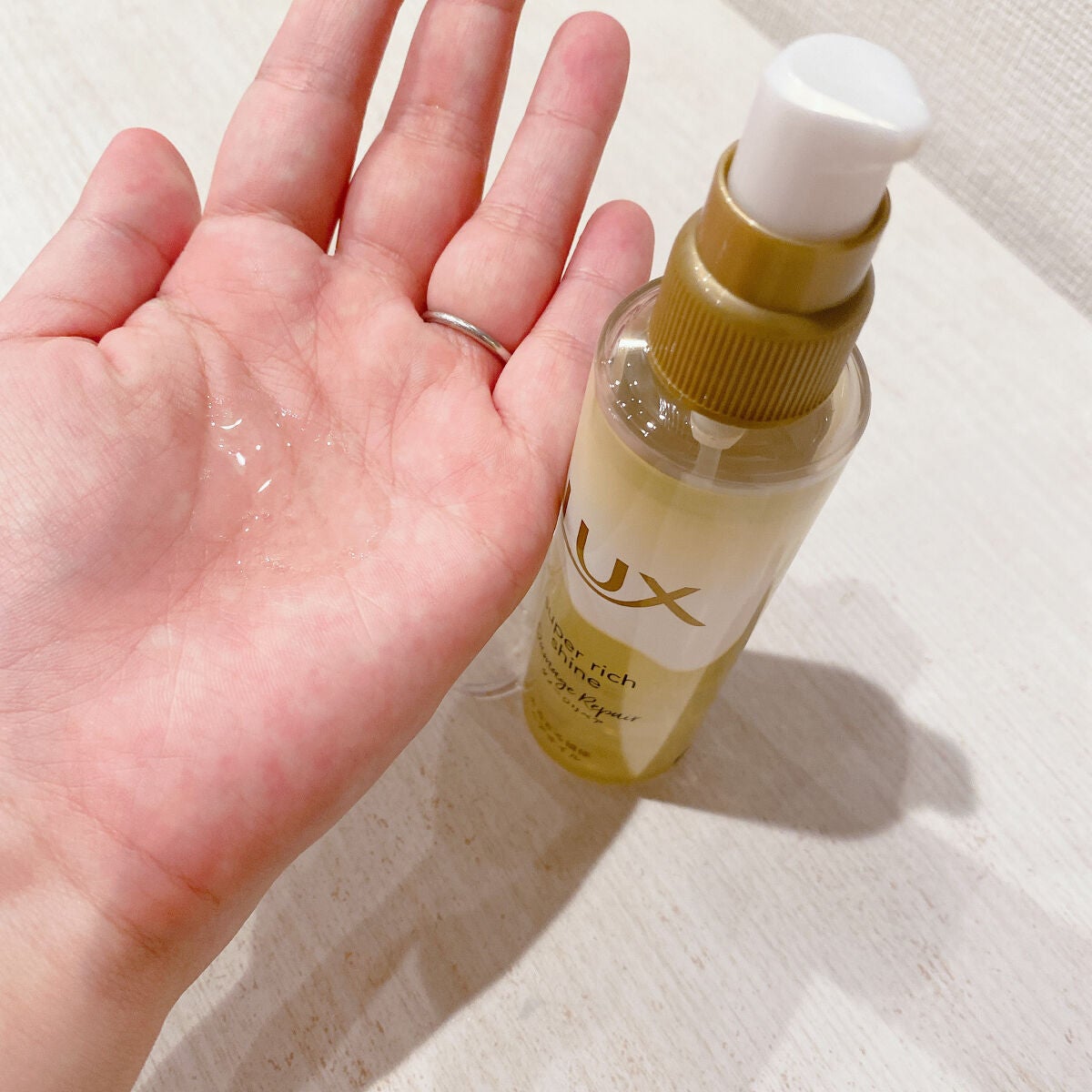 スーパーリッチシャイン ダメージリペア とろとろ補修トリートメント/LUX/洗い流すヘアトリートメントを使ったクチコミ(3枚目)