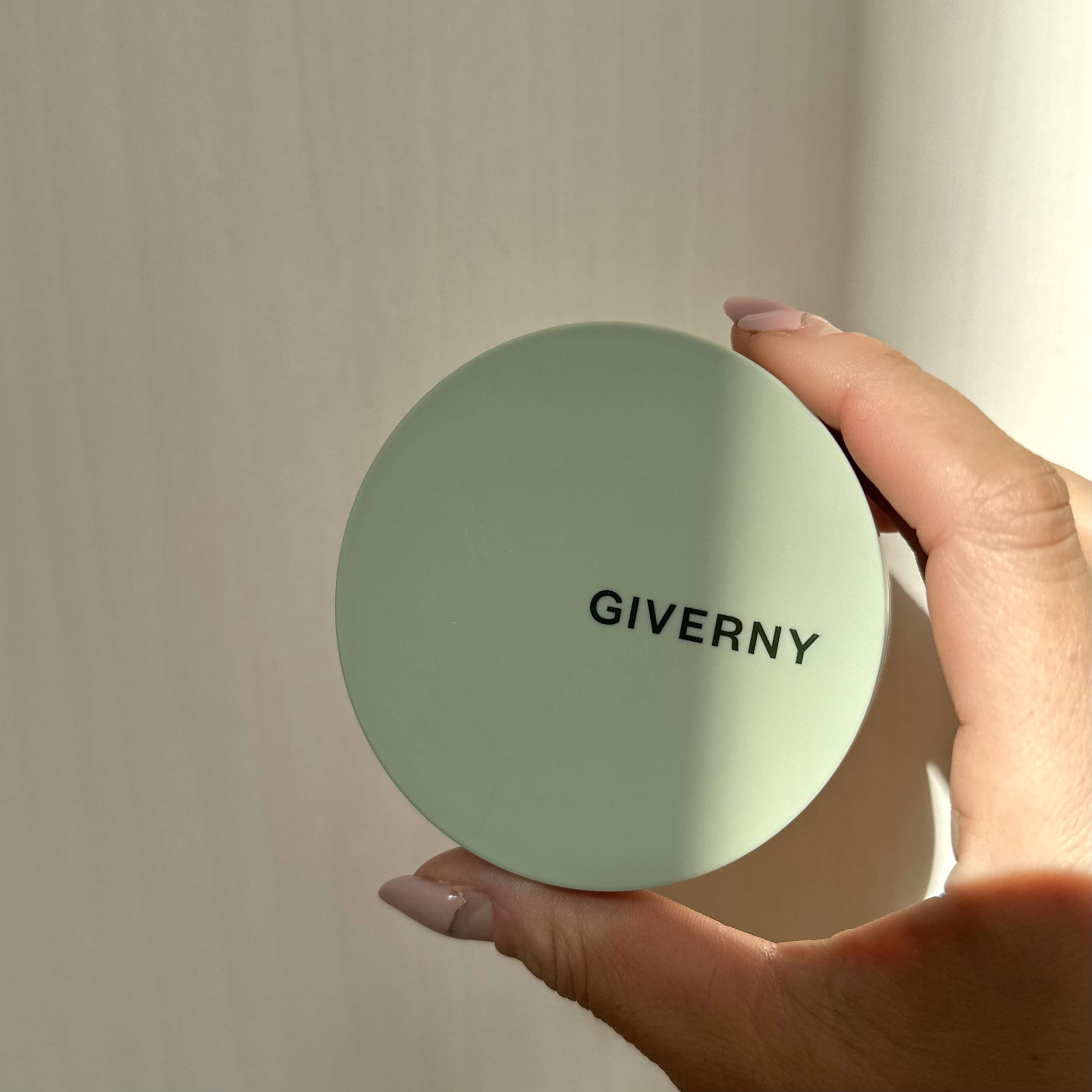 ジヴェルニー 密着カバークッション 23NW ミディアムベージュ/GIVERNY/クッションファンデーションを使ったクチコミ（1枚目）