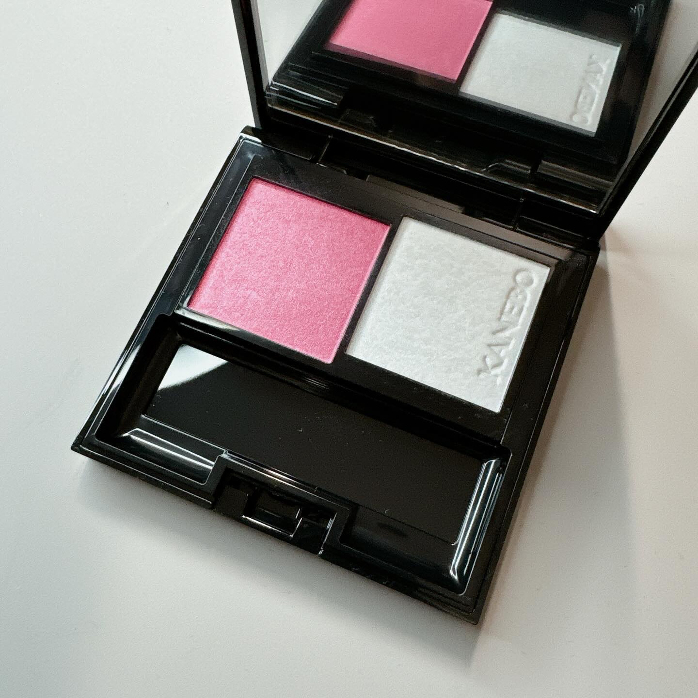 カネボウ ムードブースティングブラッシュ 04 Petal Berry Clarity/KANEBO/パウダーチークを使ったクチコミ（3枚目）