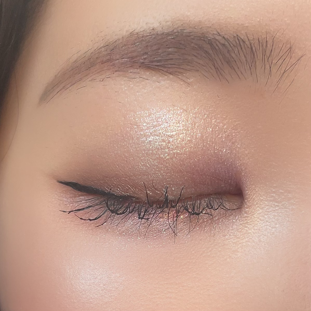 プリズマ シャドウ 05 カラー・ マーメイド/NYX Professional Makeup/単色アイシャドウを使ったクチコミ（3枚目）