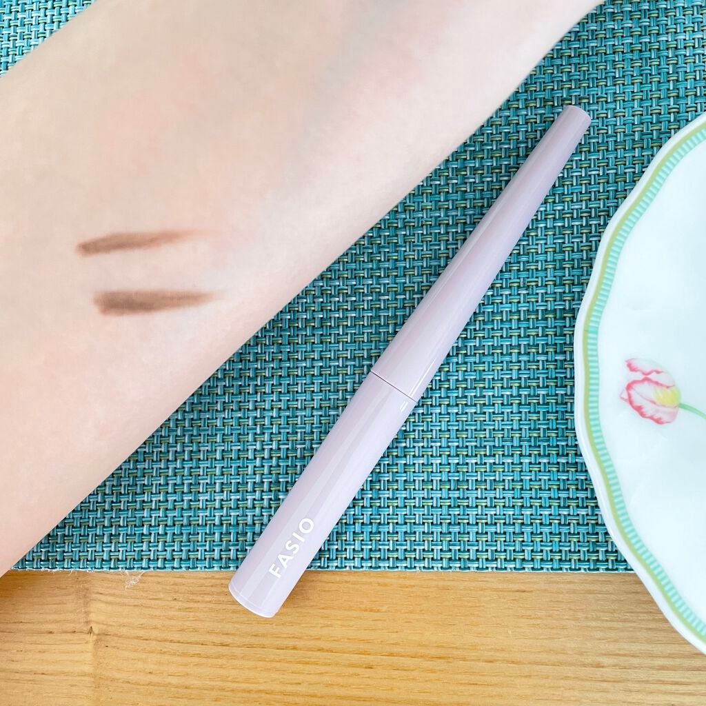 パウダリーティント アイブロウ/FASIO/眉ティントを使ったクチコミ(4枚目)