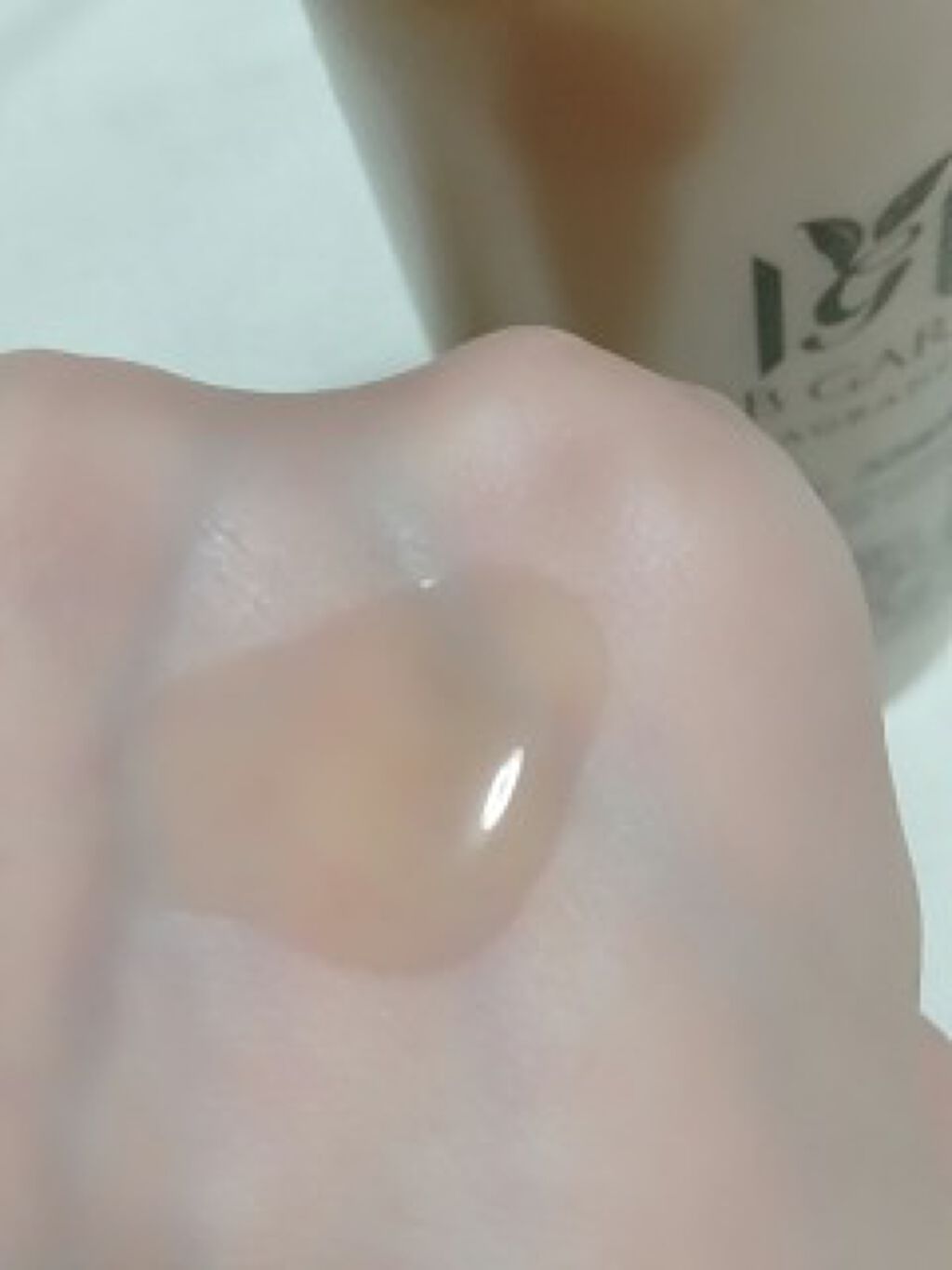 ハーバニエンス シャンプー・コンディショナー(ジャスミン＆ベルガモット)/HERBANIENCE/市販シャンプーを使ったクチコミ（1枚目）