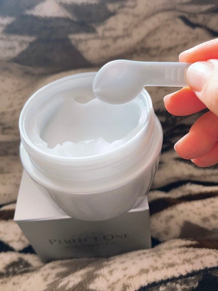 パーフェクトワン 薬用ホワイトニングジェル/パーフェクトワン/オールインワン化粧品を使ったクチコミ(2枚目)