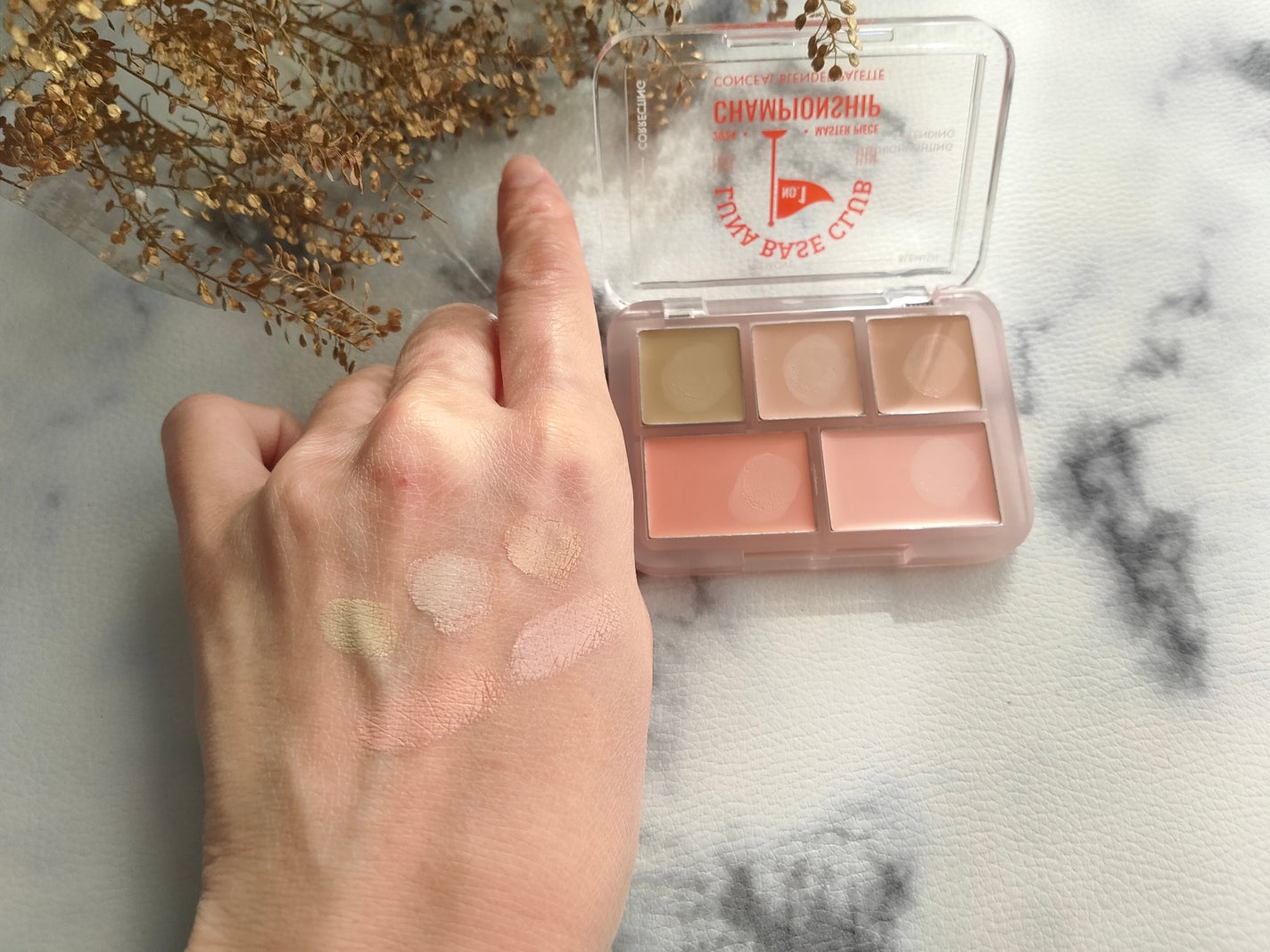 コンシールブレンダーパレット/LUNA/パレットコンシーラーを使ったクチコミ(3枚目)