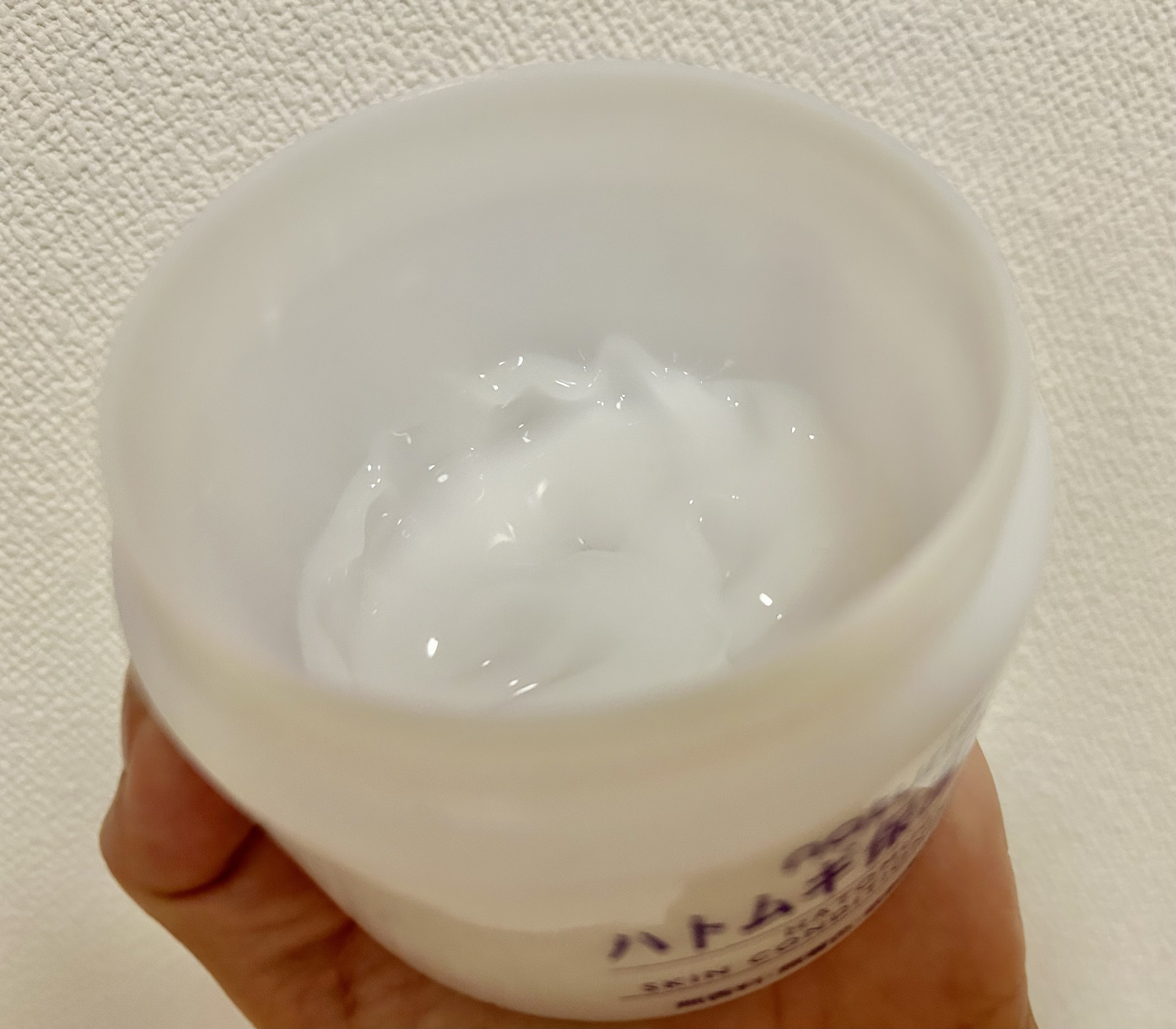 ハトムギ保湿ジェル(ナチュリエ スキンコンディショニングジェル) 通常サイズ 180g/ナチュリエ/美容液を使ったクチコミ（2枚目）