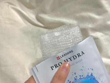 Leaders Clinie(リーダーズ) PRO HYDRA ヒアルロニックマスクのクチコミ「LEADERS PRO HYDRA HYALURONIC MASK

8種のヒアルロン酸、スベ.....」（3枚目）