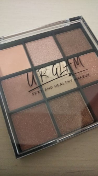 UR GLAM　BLOOMING EYE COLOR PALETTE/U R GLAM/アイシャドウパレットを使ったクチコミ（1枚目）