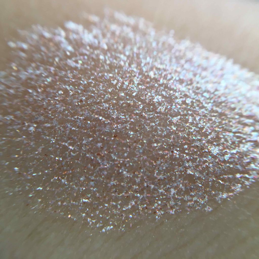 アクアレル アイズ/Elégance/リキッドアイシャドウを使ったクチコミ(4枚目)