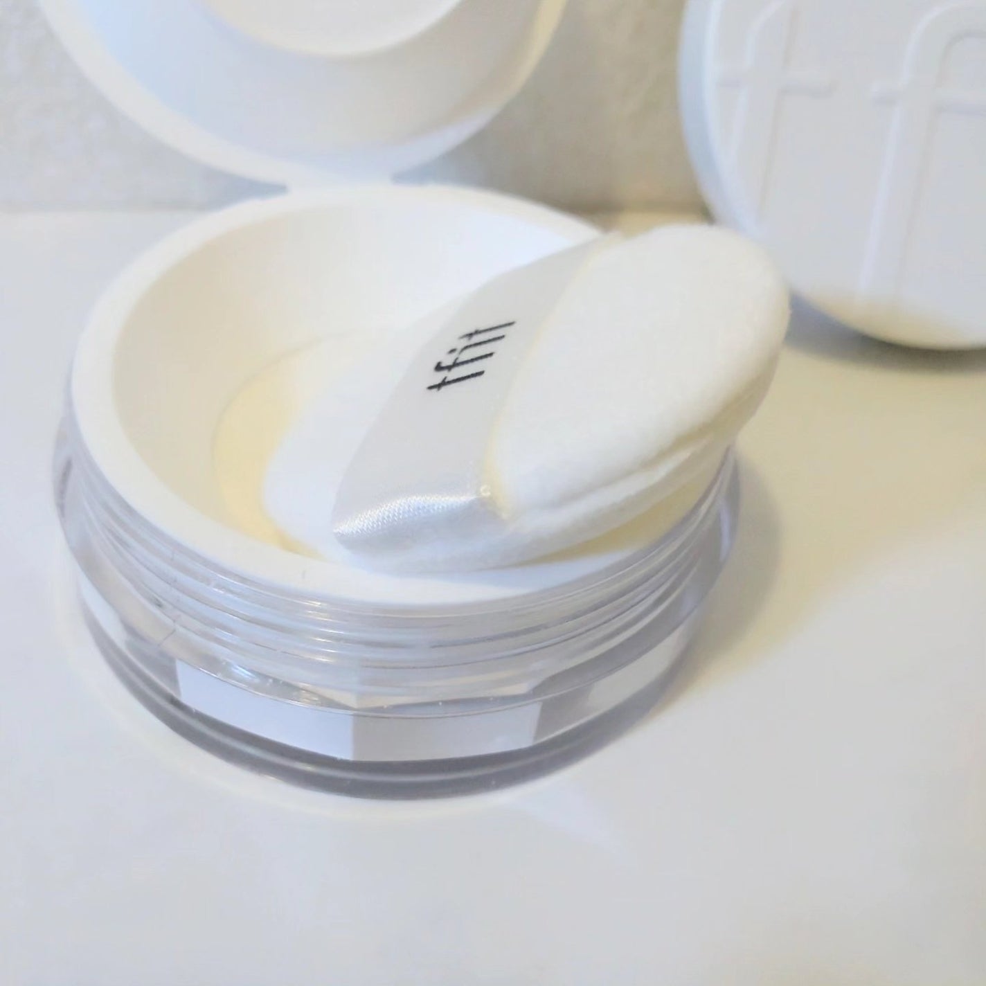 トランスルーセントセットフィニッシングパウダー/TFIT/ルースパウダーを使ったクチコミ(6枚目)