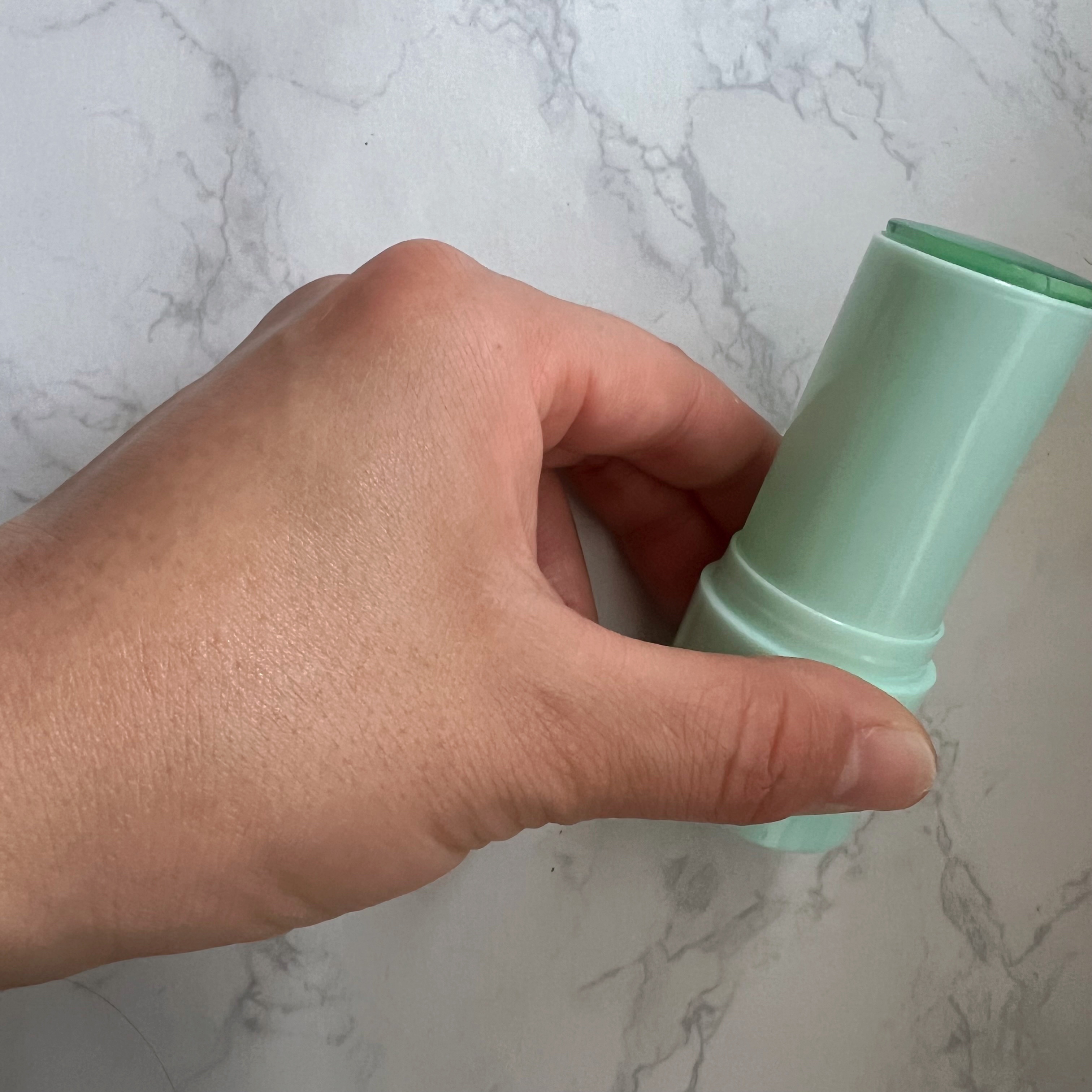 クリアサンスティック/By ttt./日焼け止めスティックを使ったクチコミ（3枚目）