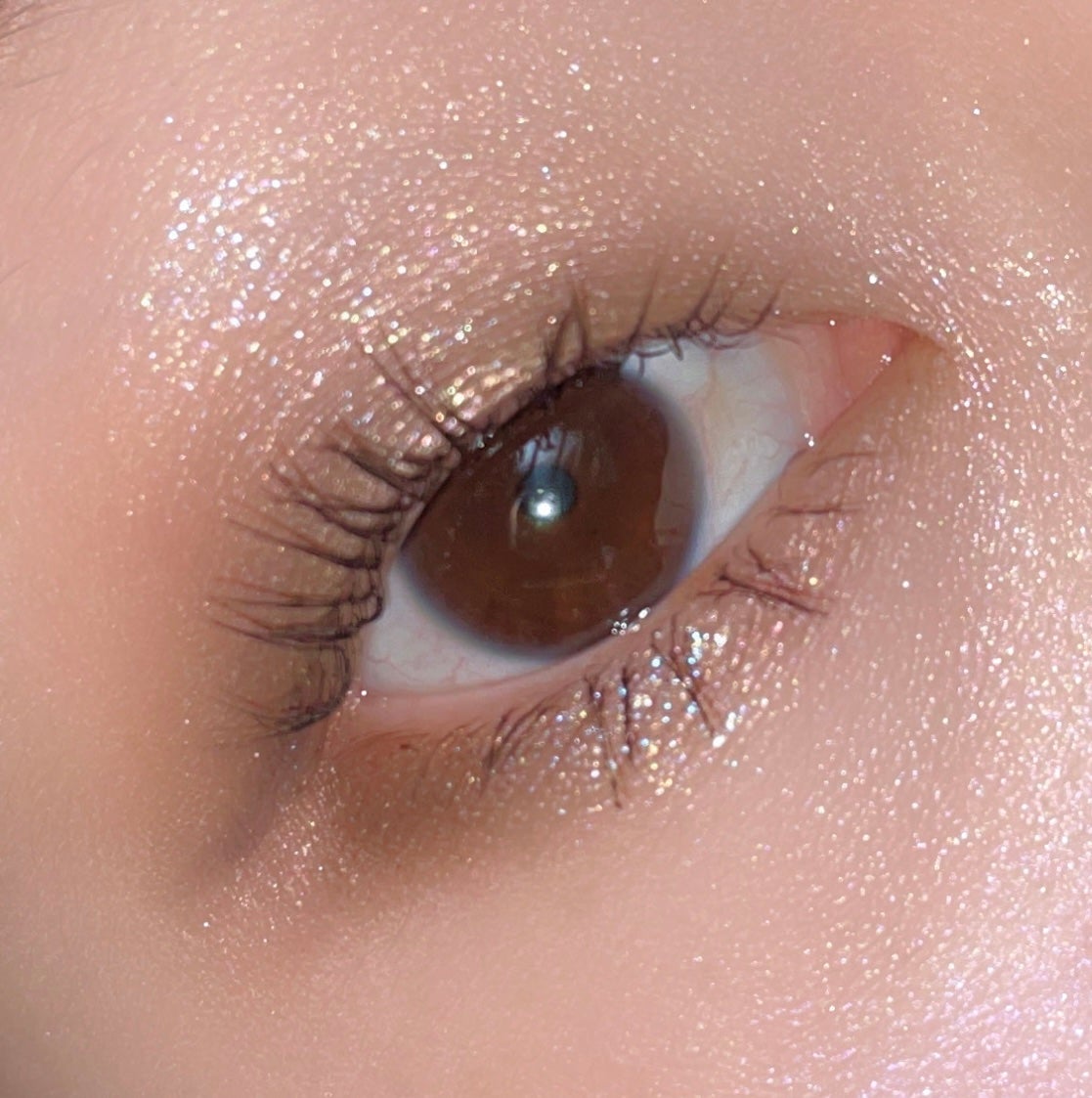 シアー グリッターアイズ/KiSS/単色アイシャドウを使ったクチコミ(5枚目)