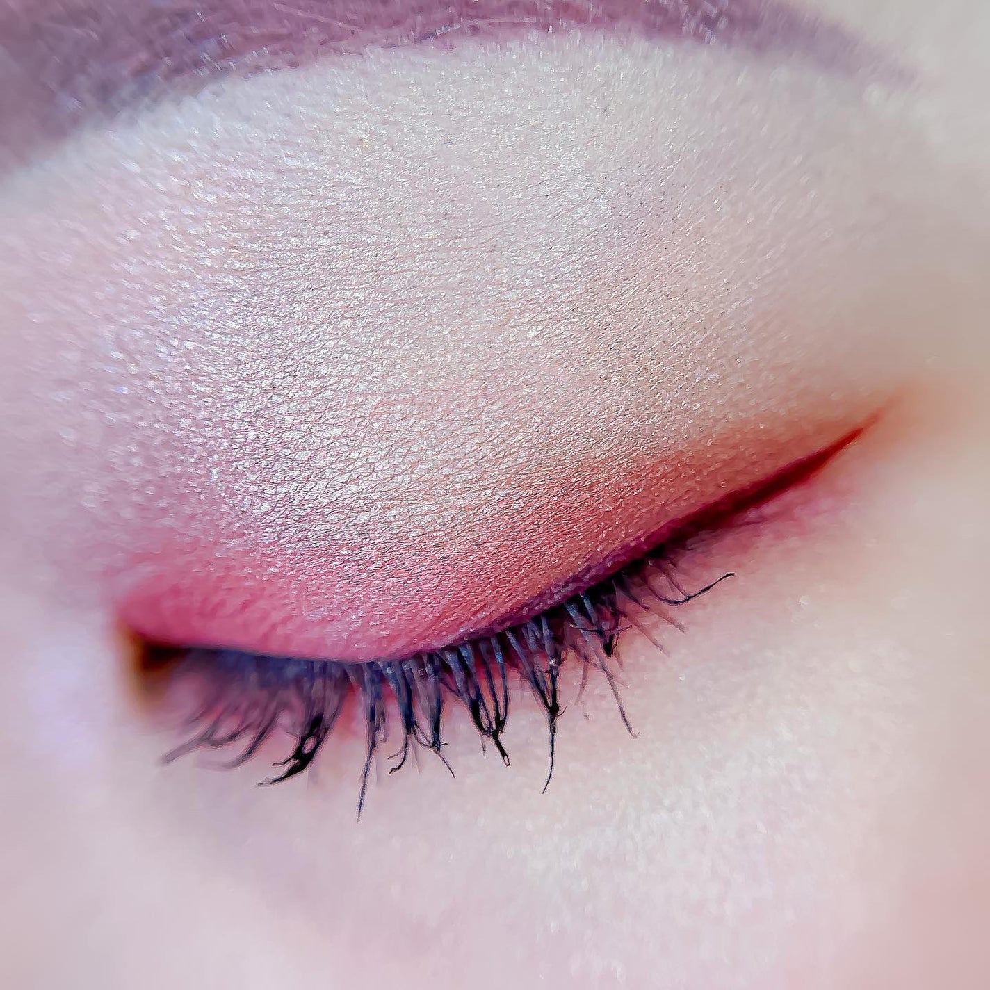 スキルレスライナー/LUMIURGLAS/リキッドアイライナーを使ったクチコミ(8枚目)