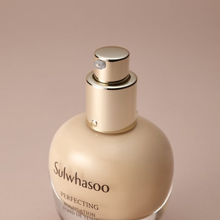 パーフェクティングファンデーション/Sulwhasoo/リキッドファンデーションを使ったクチコミ(2枚目)