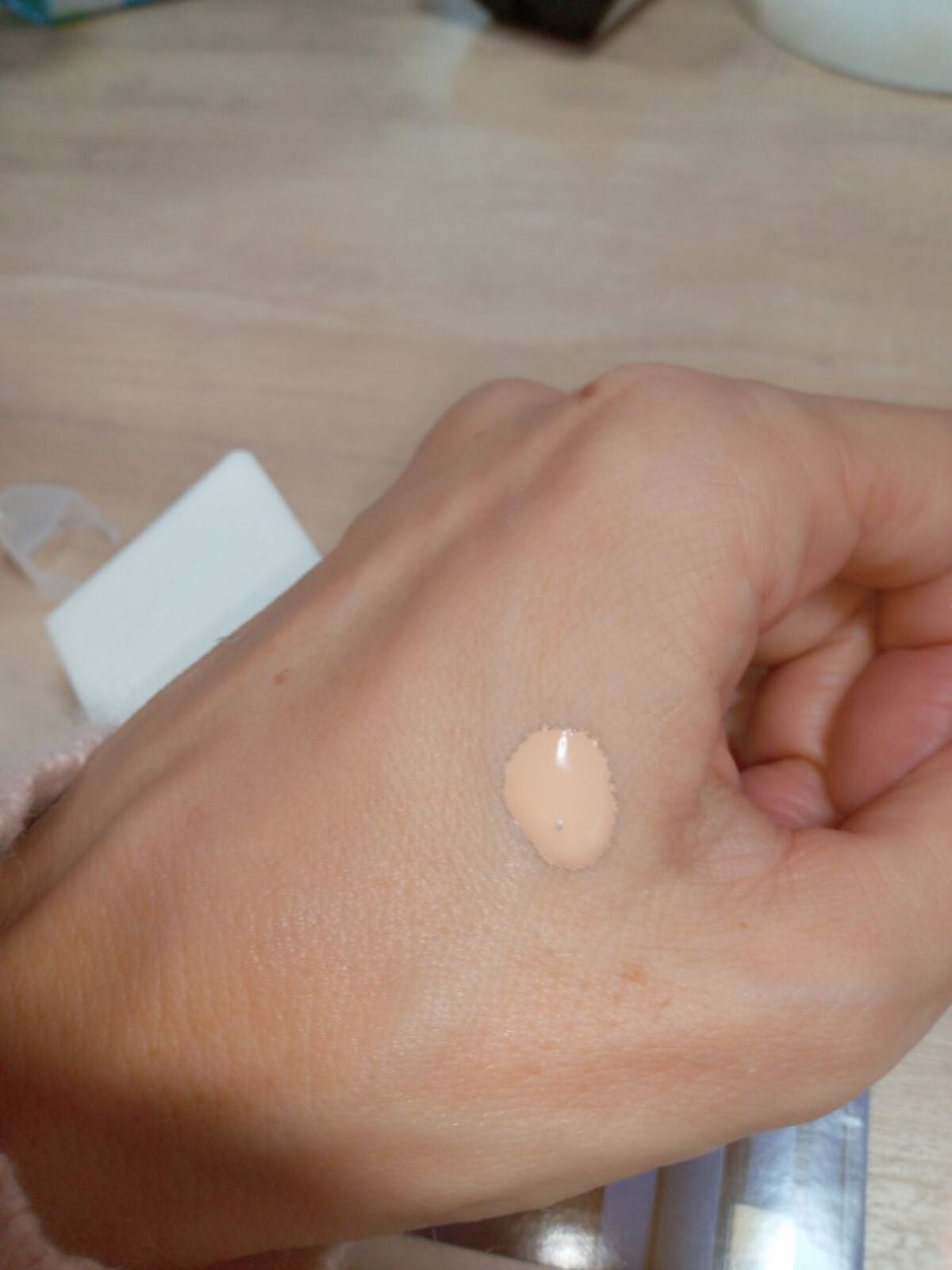 ダブル ウェア ステイ イン プレイス メークアップ /ESTEE LAUDER/リキッドファンデーションを使ったクチコミ(2枚目)