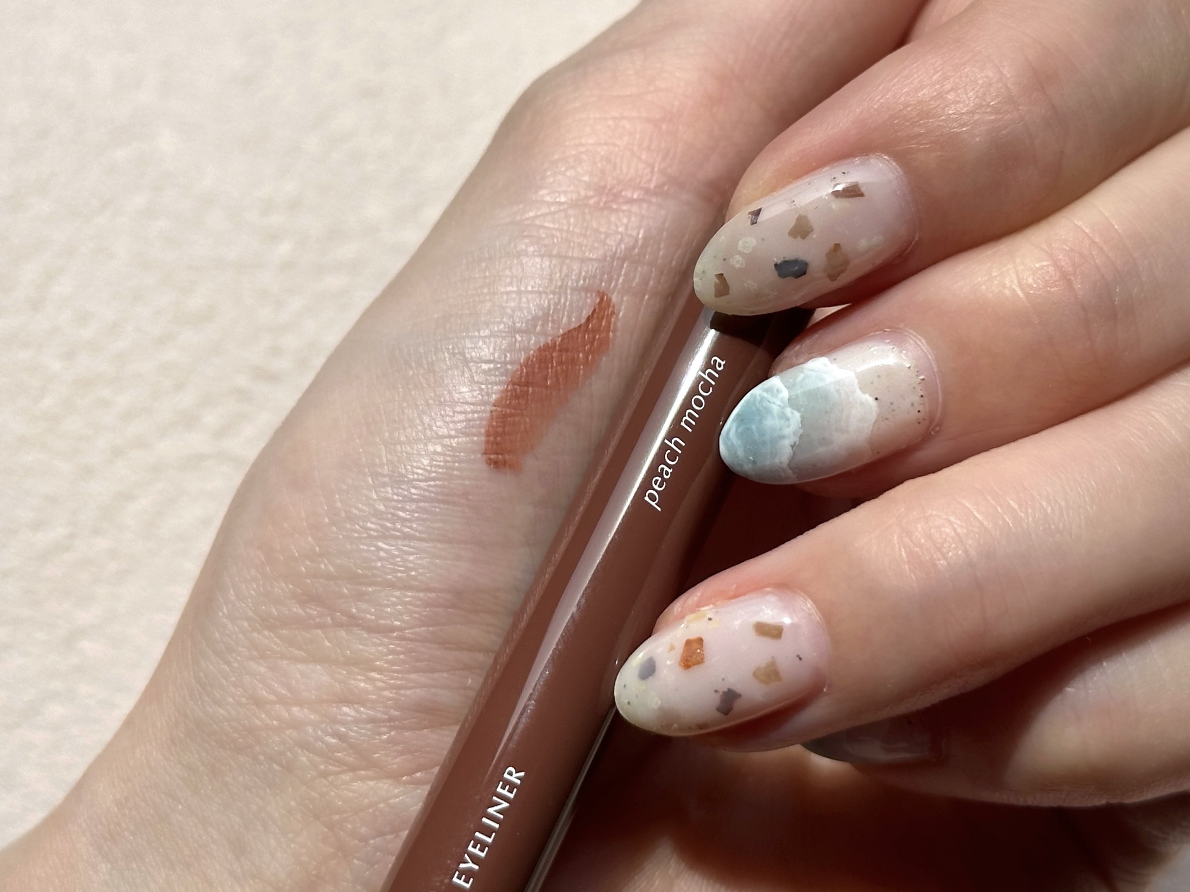 シルキーリキッドアイライナーWP/D-UP/リキッドアイライナーを使ったクチコミ（2枚目）