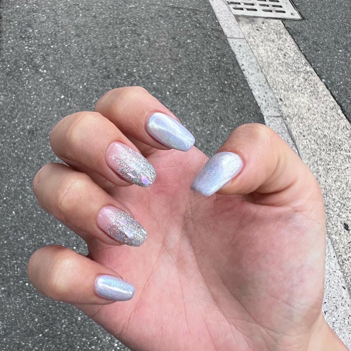 あさひ【フォロバします】 on LIPS 「毎回過去一って思うけど過去一可愛いネイル.#ユニコーンネイル#..」(6枚目)