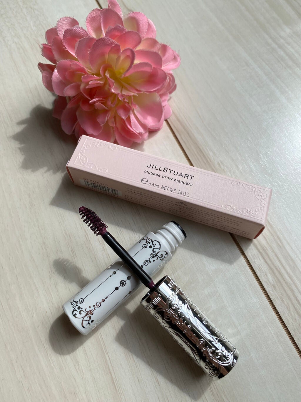 ジルスチュアート ムースブロウマスカラ/JILL STUART/眉マスカラを使ったクチコミ(3枚目)