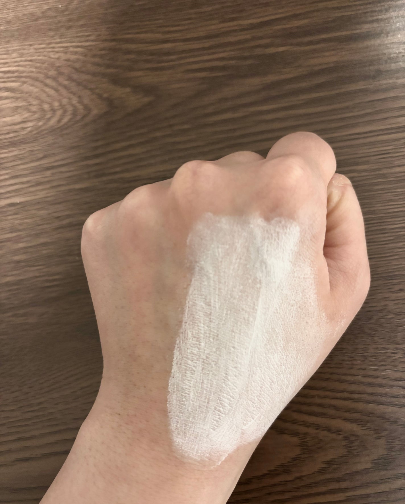 ホワイトニングドレストーンアップクリーム/COSNORI/化粧下地を使ったクチコミ(9枚目)