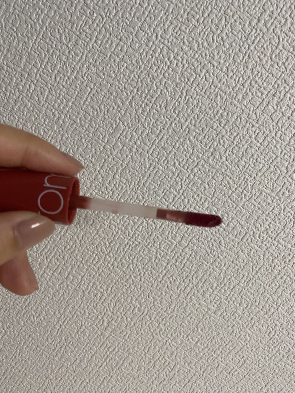 ジューシーラスティングティント/rom&nd/リップティントを使ったクチコミ（2枚目）