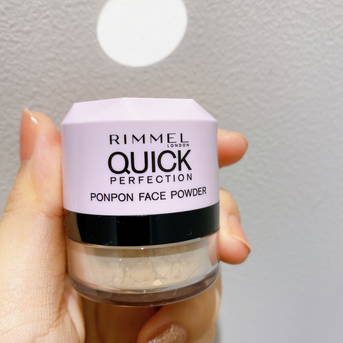 クイックパーフェクション ポンポン フェイスパウダー/リンメル ロンドン/ルースパウダーを使ったクチコミ（1枚目）