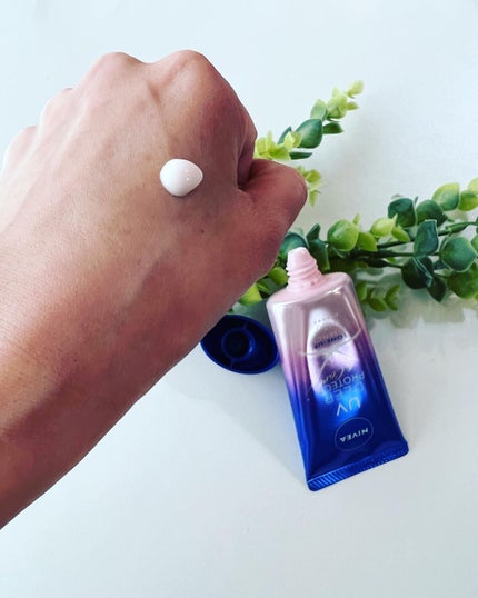 ニベアUV ディープ プロテクト&ケア トーンアップ エッセンス/ニベア/日焼け止めローションを使ったクチコミ(4枚目)