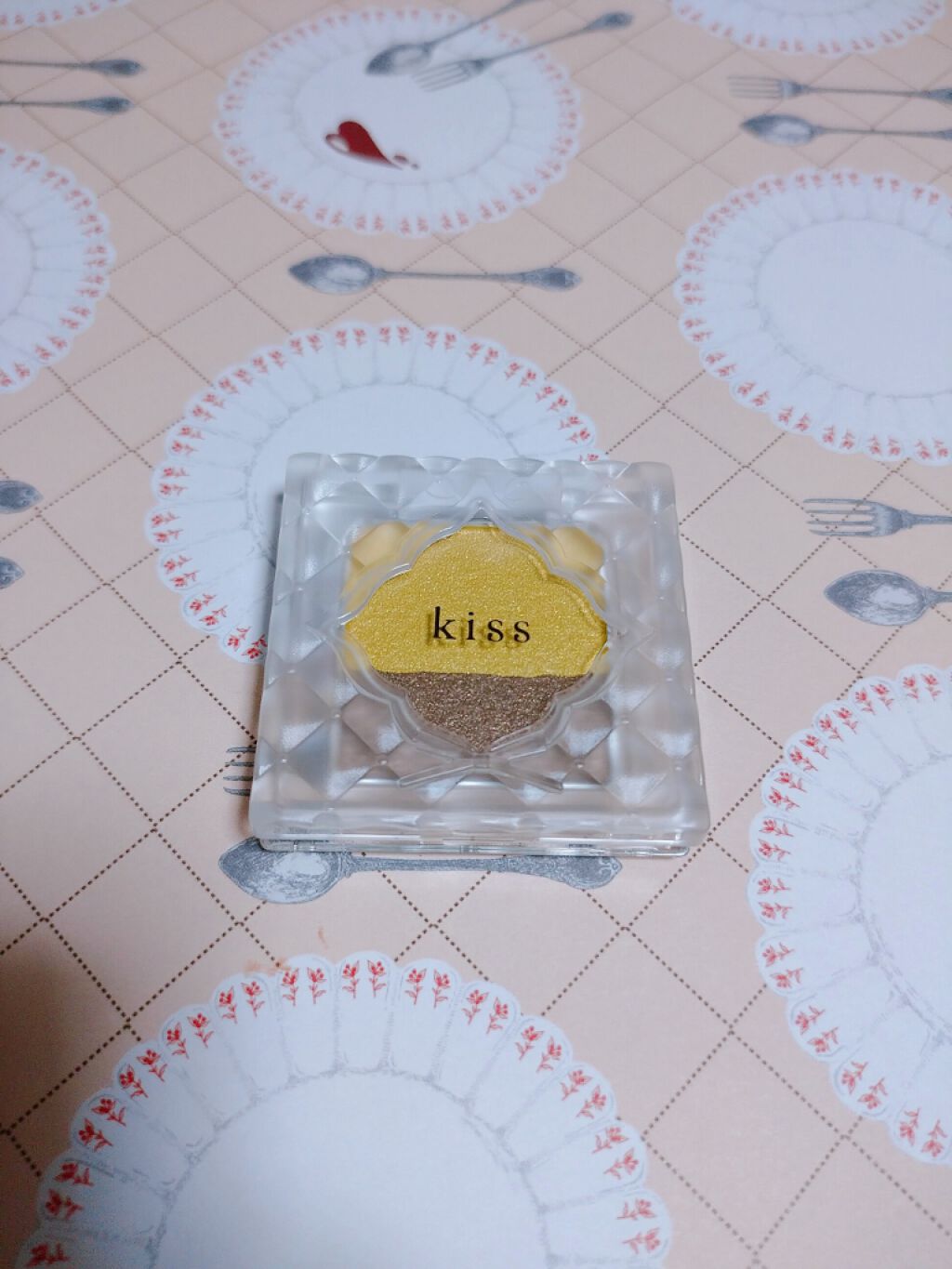 デュアルアイズBX/KiSS/アイシャドウパレットを使ったクチコミ（1枚目）