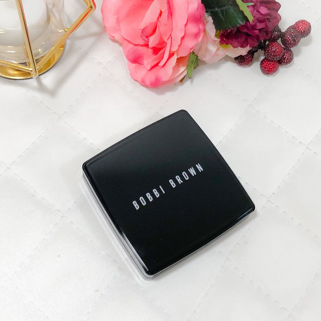 シアーフィニッシュ プレストパウダー 01 ペールイエロー/BOBBI BROWN/プレストパウダーを使ったクチコミ（1枚目）