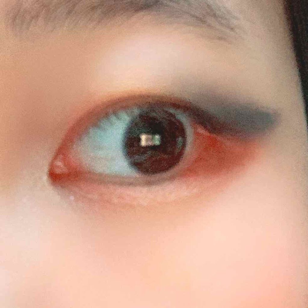 スイーツコレクション/マリブビューティー/アイシャドウパレットを使ったクチコミ(2枚目)